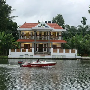 Mango Kerala Homes Alloggio in famiglia